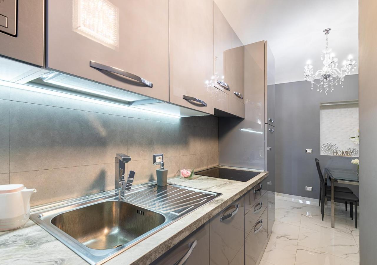 Elegant Suite - In Centro Portanuova Turin Exterior photo